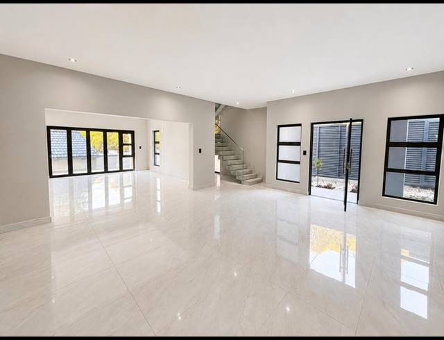 4 BEDROOM HOUSE FOR SALE IN FOREST TOWN